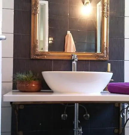 With Garden Hanja شقة